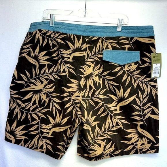 Goodfellow & Co Mens Board Shorts Leaf Print Size 42 Black Tan New - Picture 2 of 11